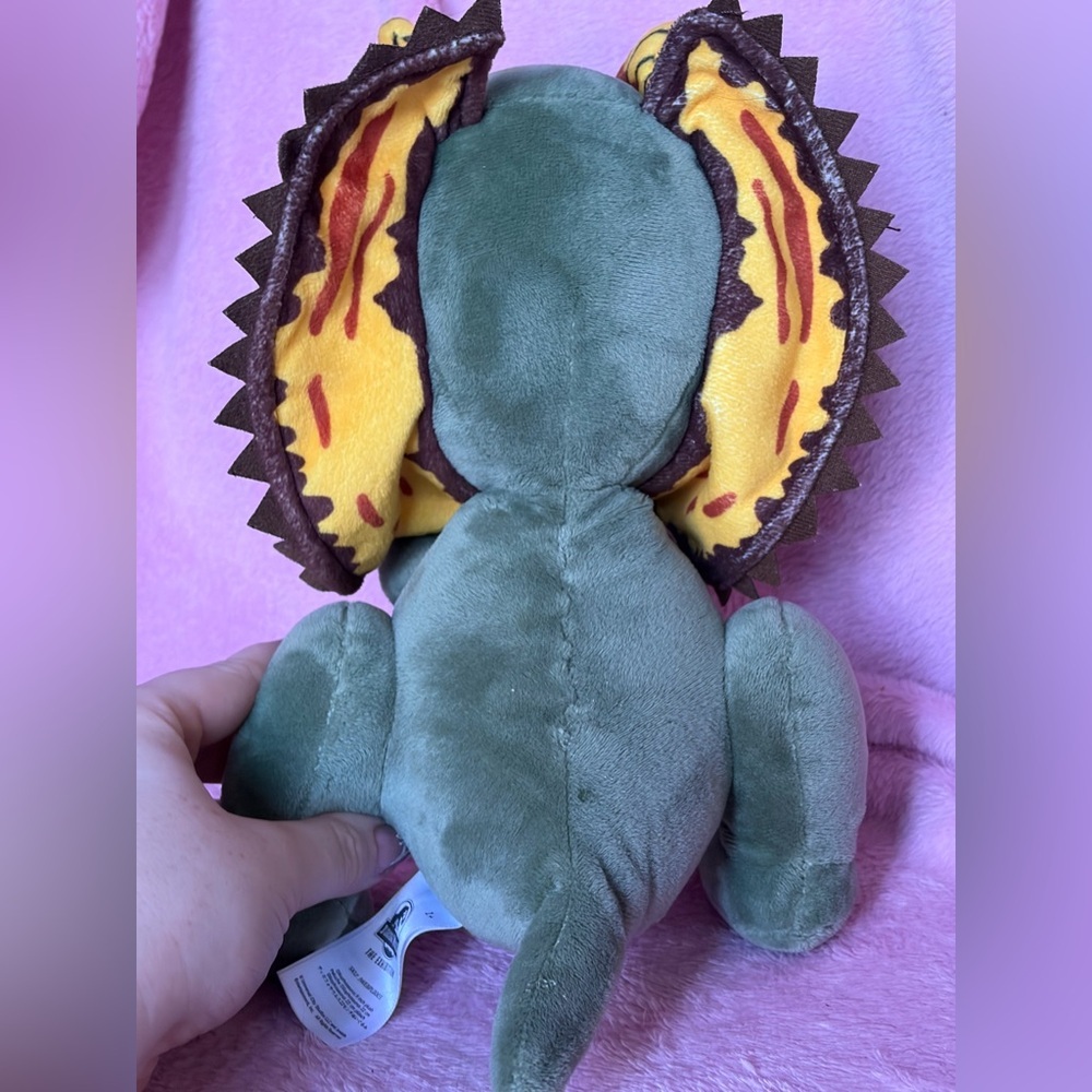 Jurassic world dinosaur official plush - Picture 3 of 4